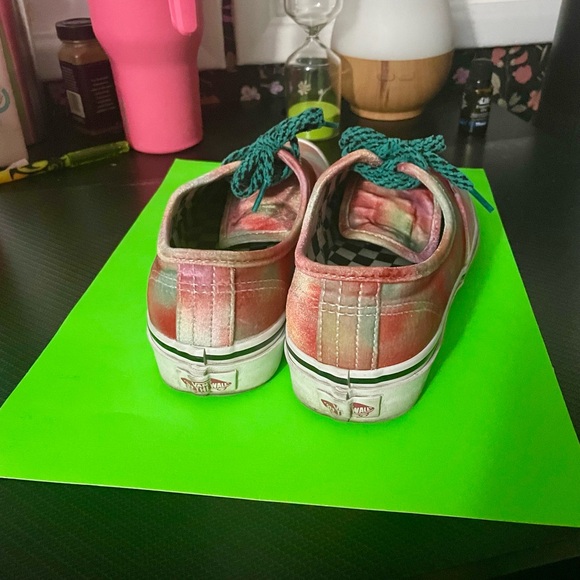Women’s Vans in size 9. - Picture 3 of 6
